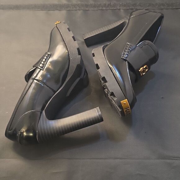 BRAND NEW KARL LAGERFELD PARIS VIRNA HIGH HEEL PATENT LEATHER SHOE - Picture 14 of 16